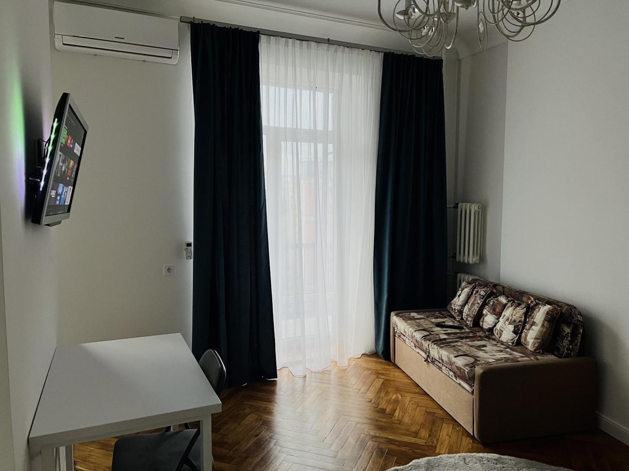 Kyiv Old Town Apartment Near Golden Gate ภายนอก รูปภาพ
